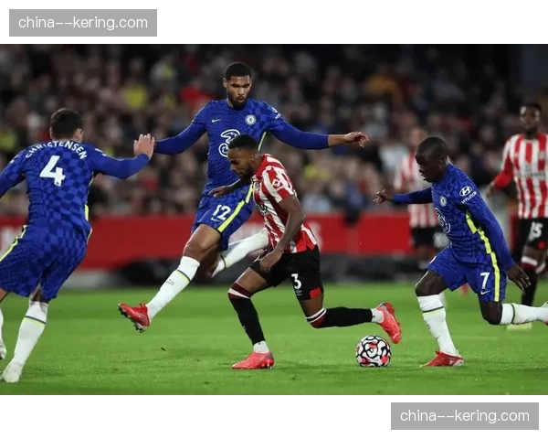 布伦特福德1-1战平阿斯顿维拉，双方门将均做出关键扑救