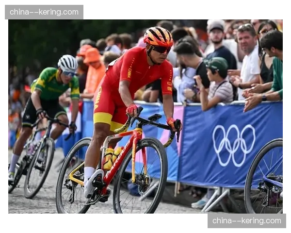 巴黎-尼斯赛S5:埃费内普尔单飞获胜,扩大总成绩领先优势 巴黎-尼斯赛S5:埃费内普尔单飞获胜,扩大总成绩领先优势